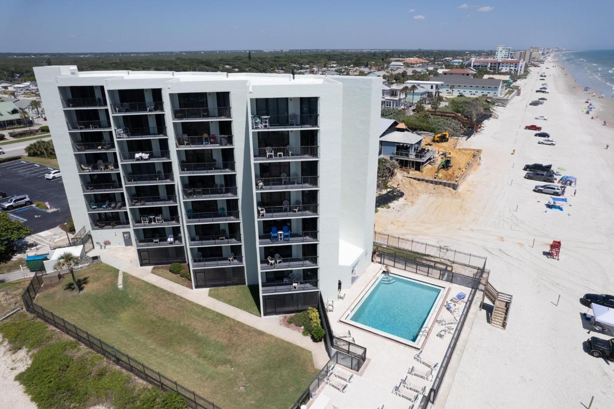 Ocean View With A Beachfront Pool At Ocean Trillium Condo ~ 602 New Smyrna Beach Exterior photo